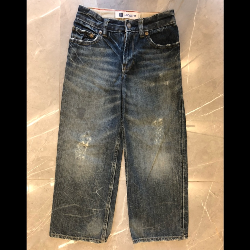 Gap Kid’s distressed jeans, Loose Fit - Picture 1 of 8